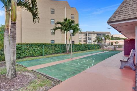 10467 Sunrise Lakes Boulevard Sunrise FL 33322