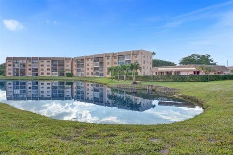 10467 Sunrise Lakes Boulevard Sunrise FL 33322