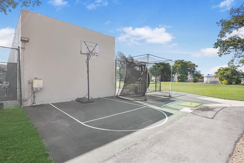 10467 Sunrise Lakes Boulevard Sunrise FL 33322