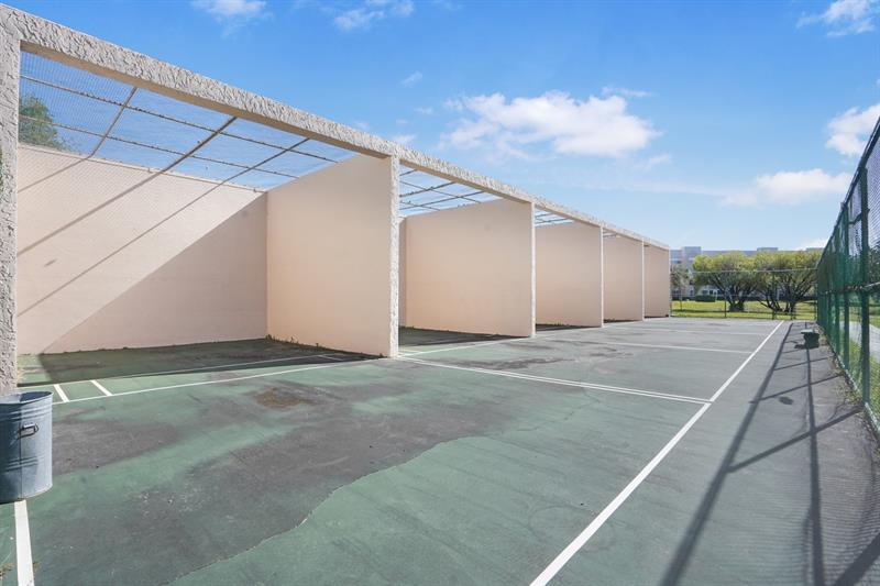 10467 Sunrise Lakes Boulevard Sunrise FL 33322