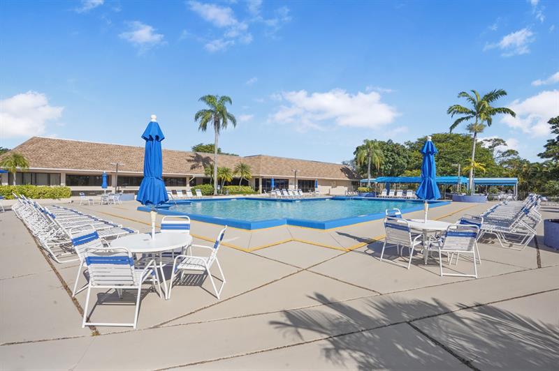 10467 Sunrise Lakes Boulevard Sunrise FL 33322