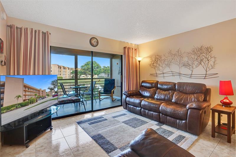 10467 Sunrise Lakes Boulevard Sunrise FL 33322