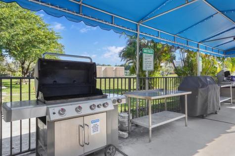 10467 Sunrise Lakes Boulevard Sunrise FL 33322