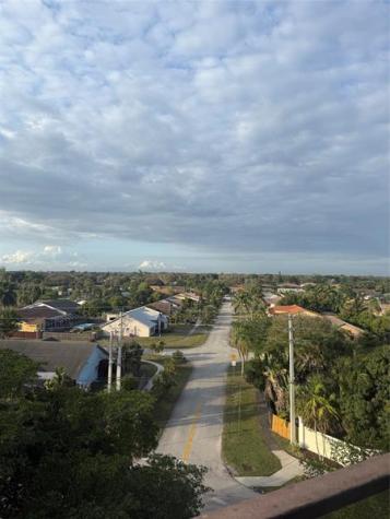 4222 Inverrary Boulevard Lauderhill FL 33319