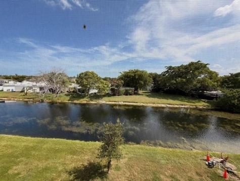 9660 Sunrise Lakes Boulevard Sunrise FL 33322