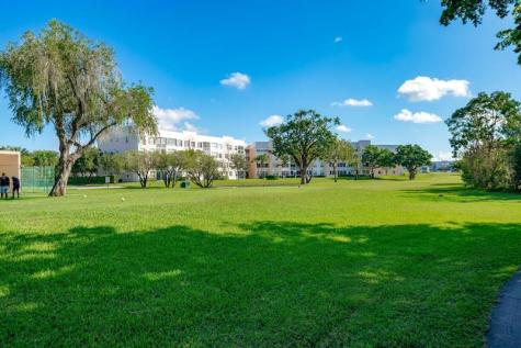 9660 Sunrise Lakes Boulevard Sunrise FL 33322
