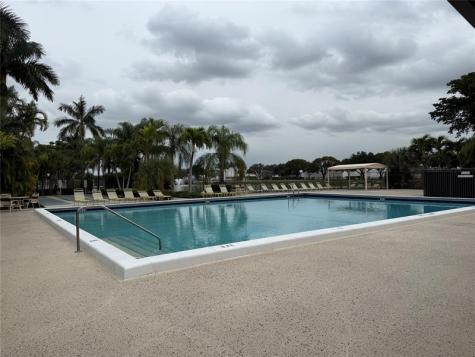 5571 Lakeside Drive Margate FL 33063