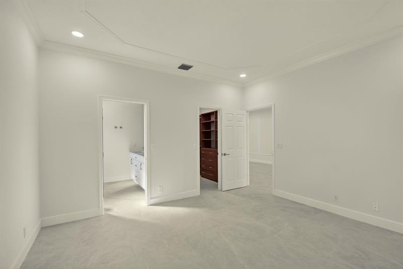 10664 Royal Caribbean Circle Boynton Beach FL 33437