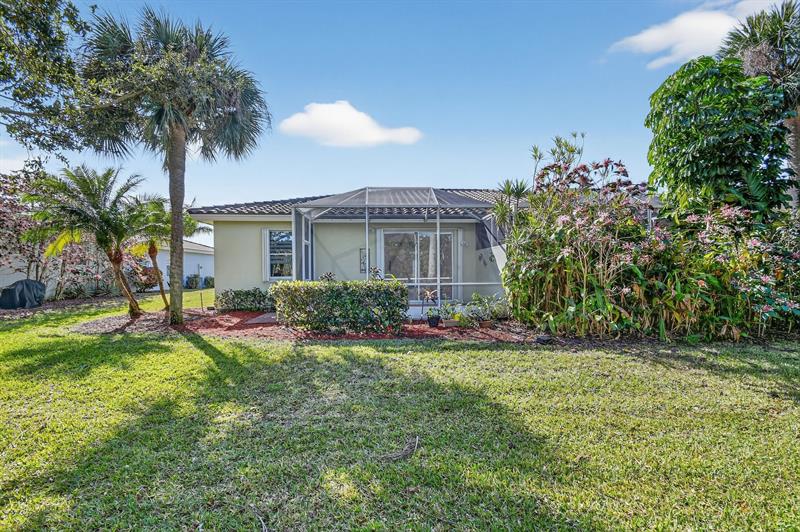 10664 Royal Caribbean Circle Boynton Beach FL 33437