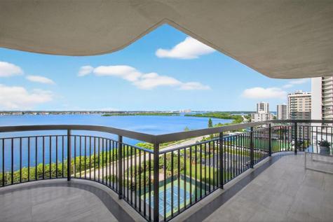 5380 N Ocean Drive Riviera Beach FL 33404
