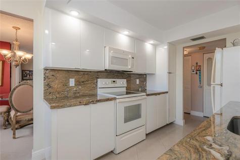 1200 Saint Charles Place Pembroke Pines FL 33026