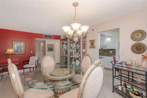 1200 Saint Charles Place Pembroke Pines FL 33026