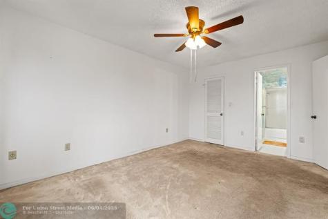 8260 SW 24th Street North Lauderdale FL 33068