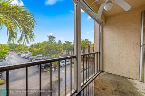 8260 SW 24th Street North Lauderdale FL 33068