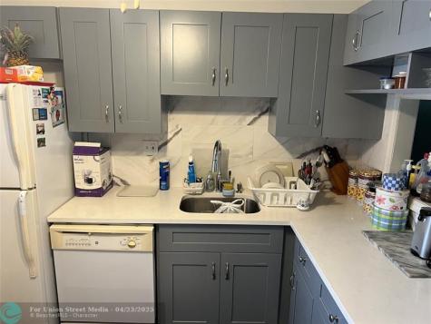3140 Holiday Springs Boulevard Margate FL 33063