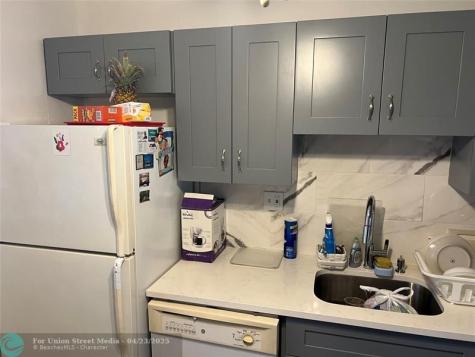 3140 Holiday Springs Boulevard Margate FL 33063