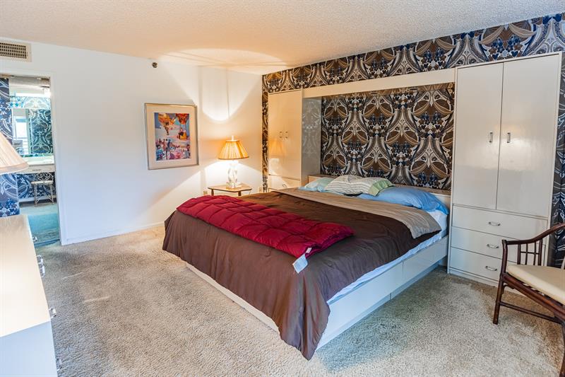 9165 SW 14th Street Boca Raton FL 33428