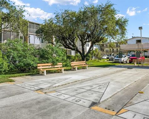 16750 NE 14th Avenue Miami FL 33162