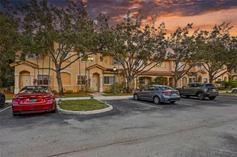 2827 SW 83rd Terrace Miramar FL 33025