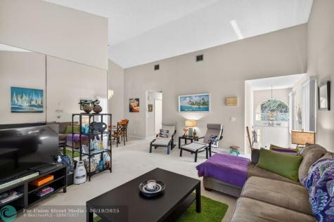 2121 S Ocean Boulevard Lauderdale By The Sea FL 33062