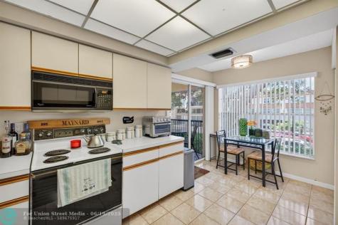 2121 S Ocean Boulevard Lauderdale By The Sea FL 33062