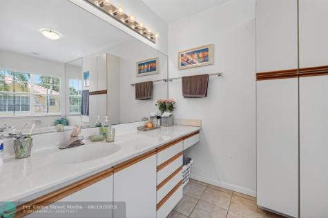 2121 S Ocean Boulevard Lauderdale By The Sea FL 33062