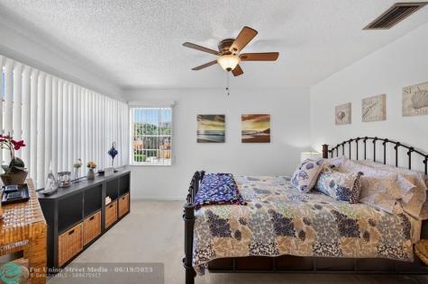 2121 S Ocean Boulevard Lauderdale By The Sea FL 33062