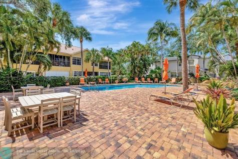 2121 S Ocean Boulevard Lauderdale By The Sea FL 33062