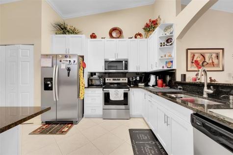 2041 Stonington Terrace West Palm Beach FL 33411