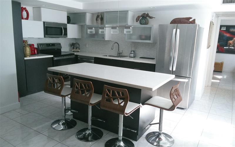 307 Saxony G Delray Beach FL 33446