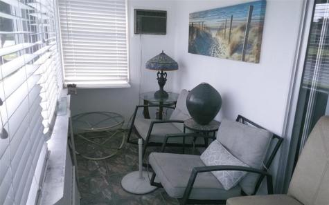 307 Saxony G Delray Beach FL 33446