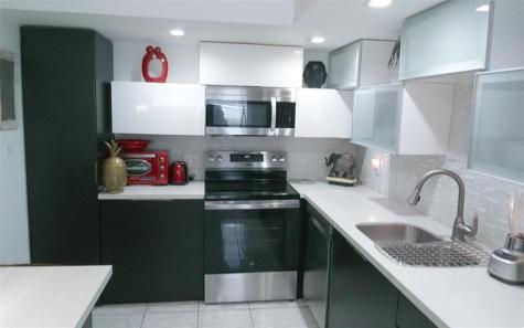 307 Saxony G Delray Beach FL 33446