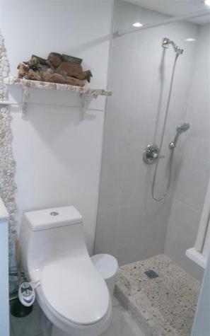 307 Saxony G Delray Beach FL 33446