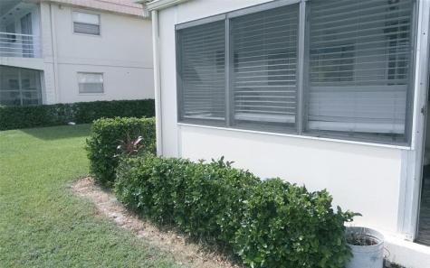 307 Saxony G Delray Beach FL 33446