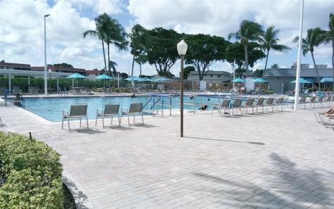 307 Saxony G Delray Beach FL 33446