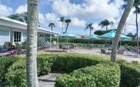 307 Saxony G Delray Beach FL 33446