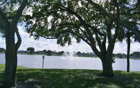 307 Saxony G Delray Beach FL 33446