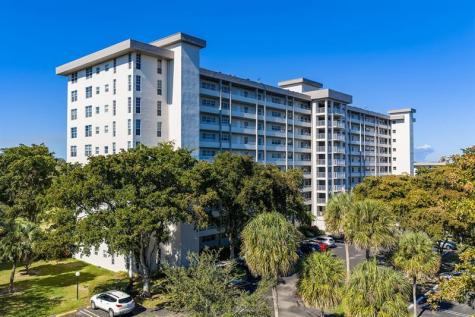 575 Oaks Lane Pompano Beach FL 33069