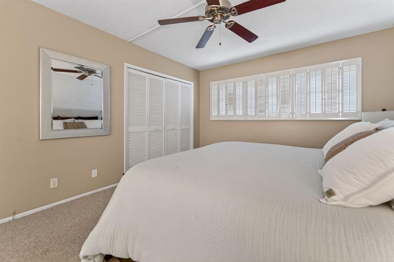 575 Oaks Lane Pompano Beach FL 33069