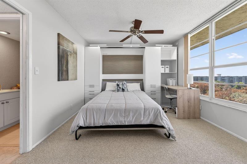 575 Oaks Lane Pompano Beach FL 33069