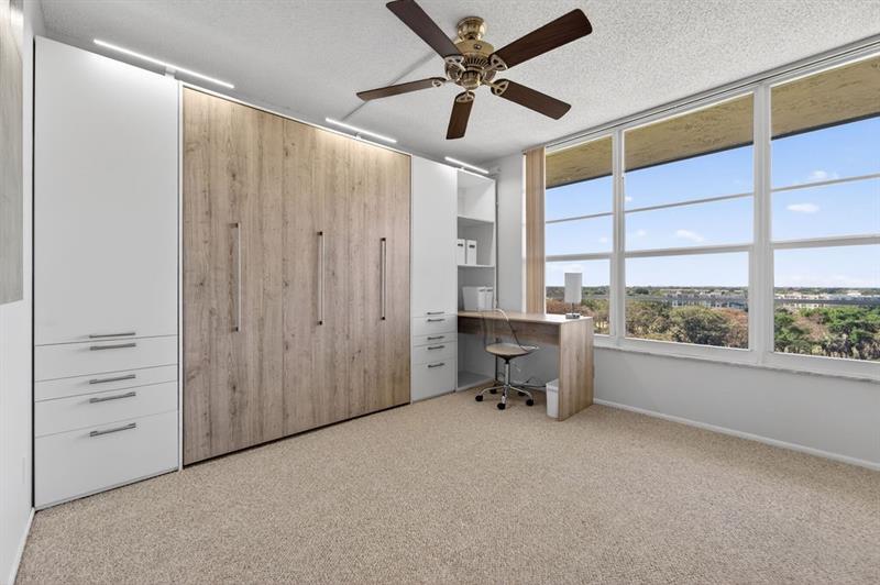 575 Oaks Lane Pompano Beach FL 33069