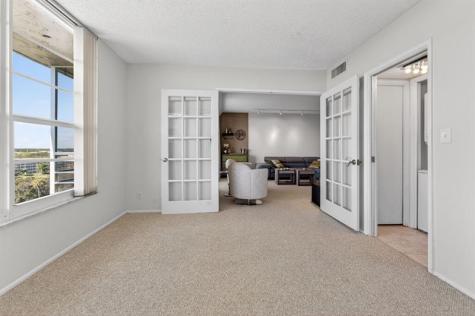 575 Oaks Lane Pompano Beach FL 33069
