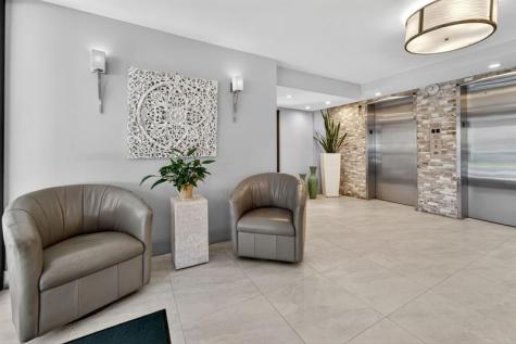575 Oaks Lane Pompano Beach FL 33069