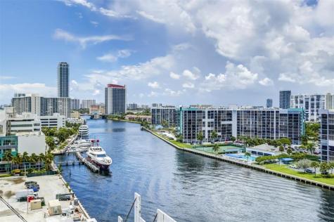 3000 S Ocean Drive Hollywood FL 33019