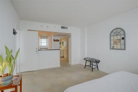 3000 S Ocean Drive Hollywood FL 33019