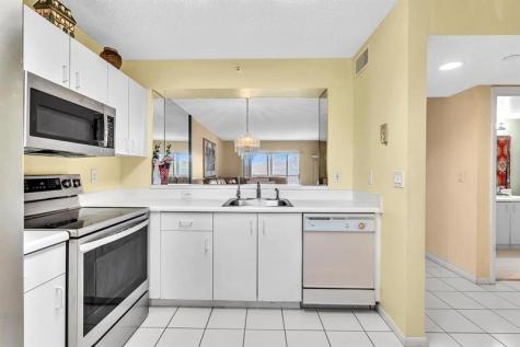 9560 Weldon Circle Tamarac FL 33321