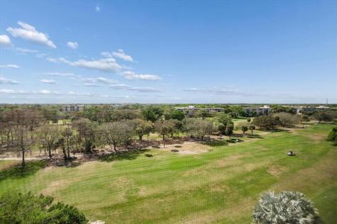 575 Oaks Lane Pompano Beach FL 33069