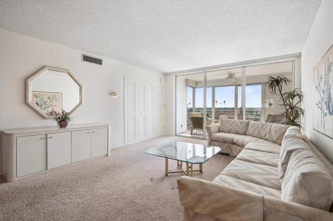575 Oaks Lane Pompano Beach FL 33069