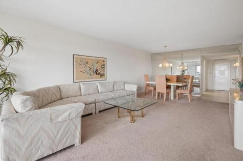 575 Oaks Lane Pompano Beach FL 33069