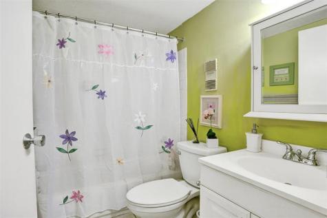 8415 Forest Hills Drive Coral Springs FL 33065